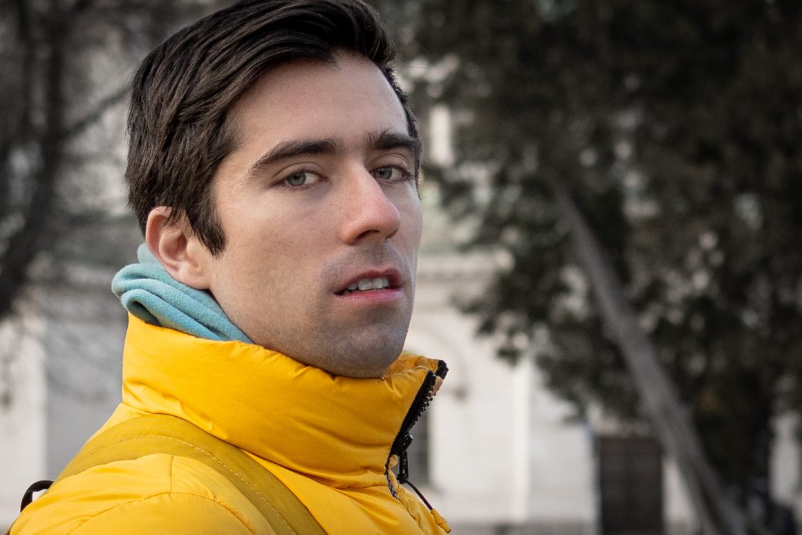 Ей Бо в авторска снимка на Радостина Колева за Cultinterview