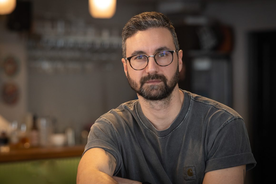 Стилиян Стоянов в авторска снимка на Радостина Колева за Cultinterview