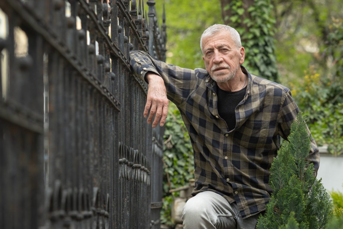 Атанас Атанасов в авторска снимка на Радостина Колева за Cultinterview